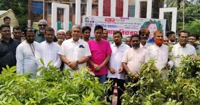জয়পুরহাটে জেলা কৃষকদলের শহীদ জিয়ার শাহাদাত বার্ষিকী উপলক্ষে বৃক্ষরোপণ কর্মসূচী