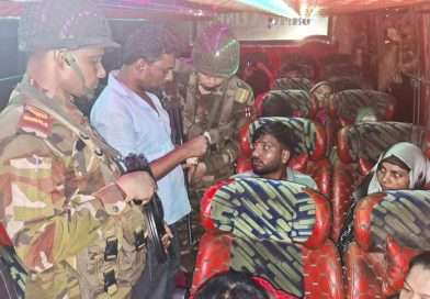 জয়পুরহাটে অতিরিক্ত আদায়কৃত বাসভাড়া ফেরত পেল ৬শ যাত্রী