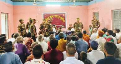 বগুড়ায় সেনাবাহিনীর মেডিকেল ক্যাম্পে বিনামূল্যে চিকিৎসা