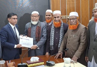 বগুড়া-৭ আসনে জামায়াত প্রার্থী গোলাম রব্বানীর মনোনয়নপত্র জমা